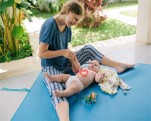 西安自己联系代孕公司,经典问答:为什么做试管婴儿医生建议我胚胎养囊?-试